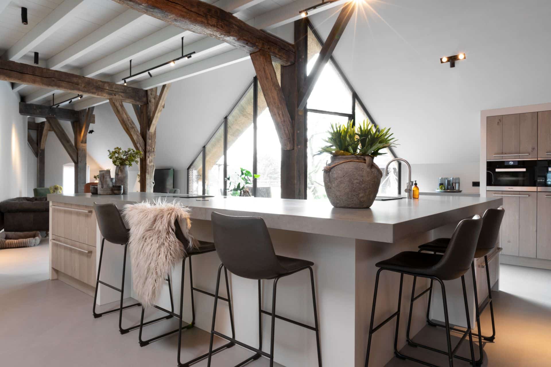 De ruwe eenvoud van een robuuste keuken