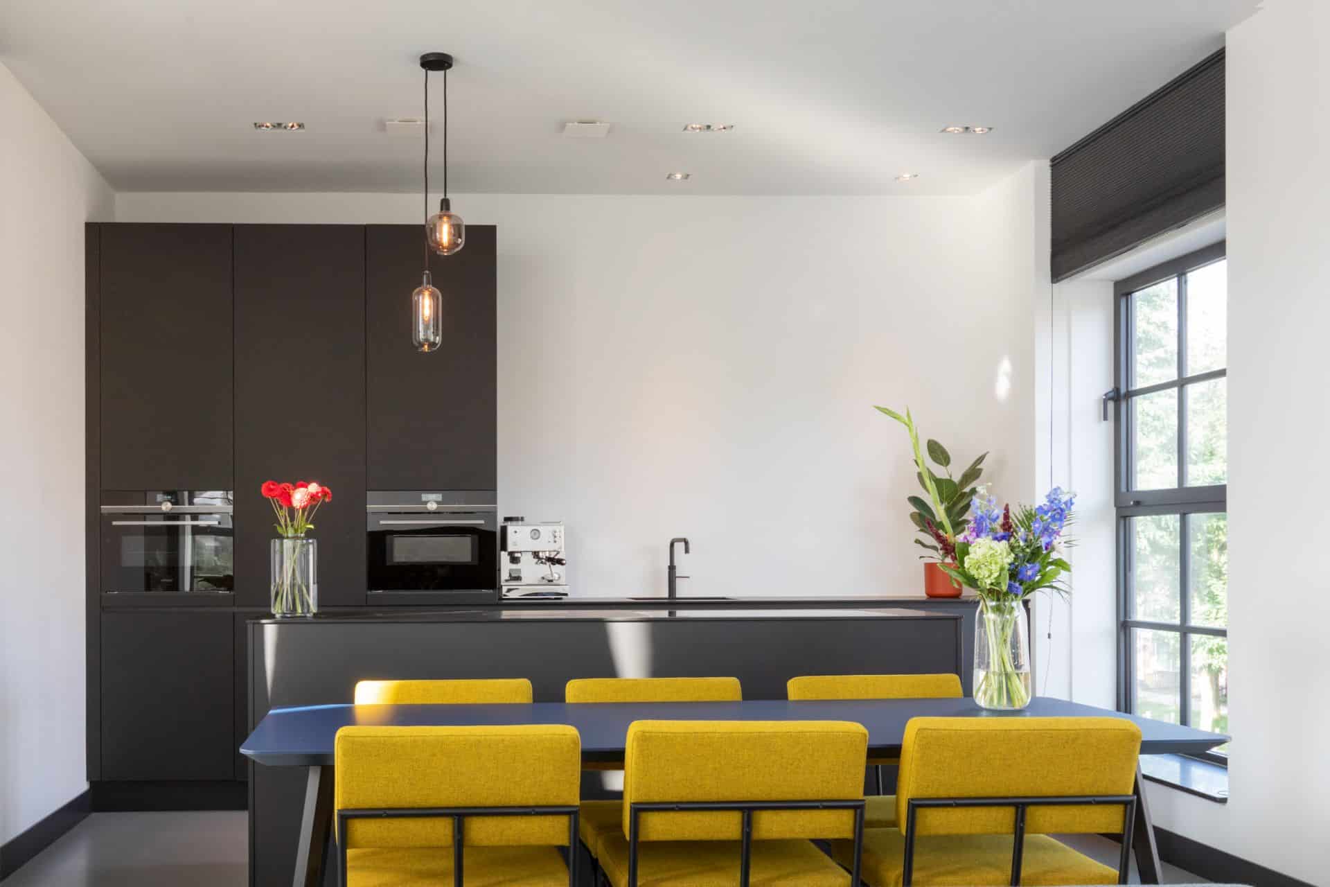 Zwarte design keuken