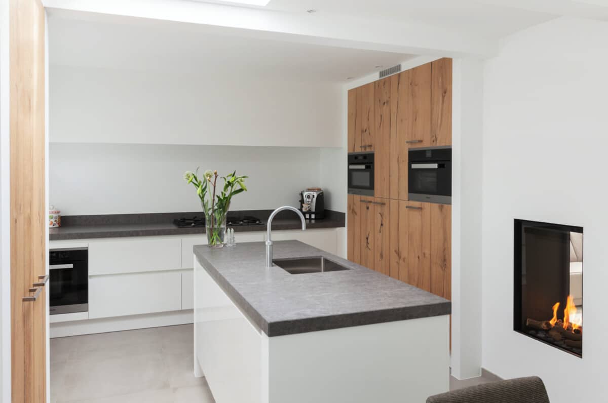 Greeploze witte hoogglans keuken 004