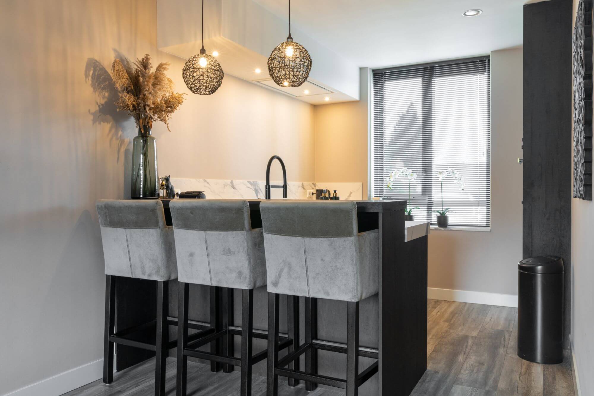 Hotel Chique zwarte keuken | Barneveld