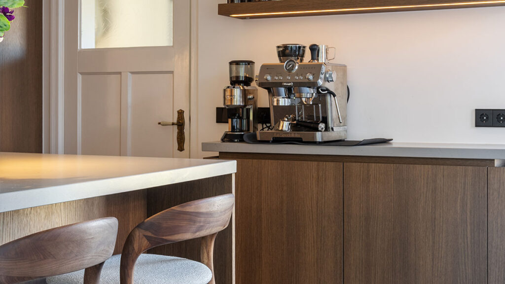 warme keuken met notenhout 4 warme keuken met notenhout